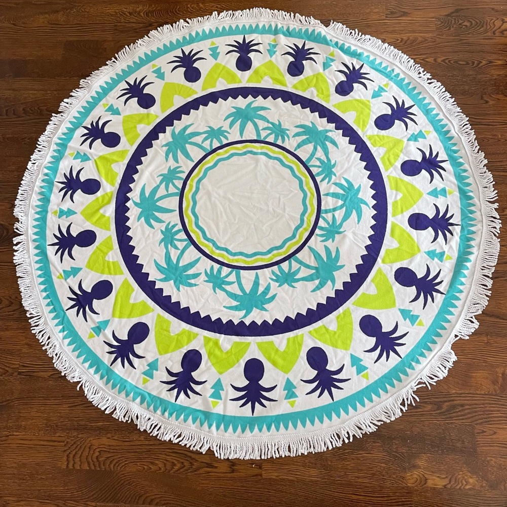 Marcus Adler beach towels Round